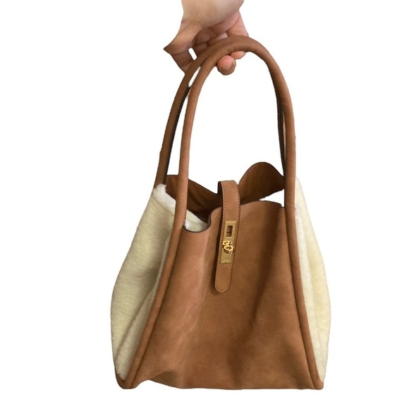 FFC New York Lacy Brown Tan Sheep Fur Sherpa Tote Bag Pre-Loved Gently Used - Picture 6 of 12